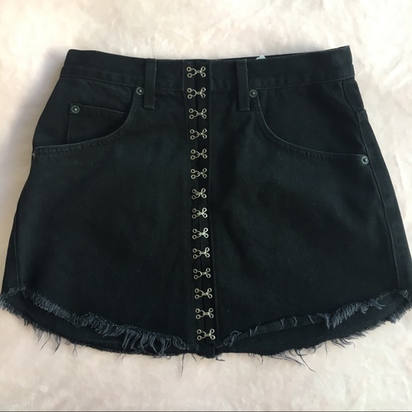 LF Carmar Black Hook Eye Denim Skirt - Picture 3 of 5